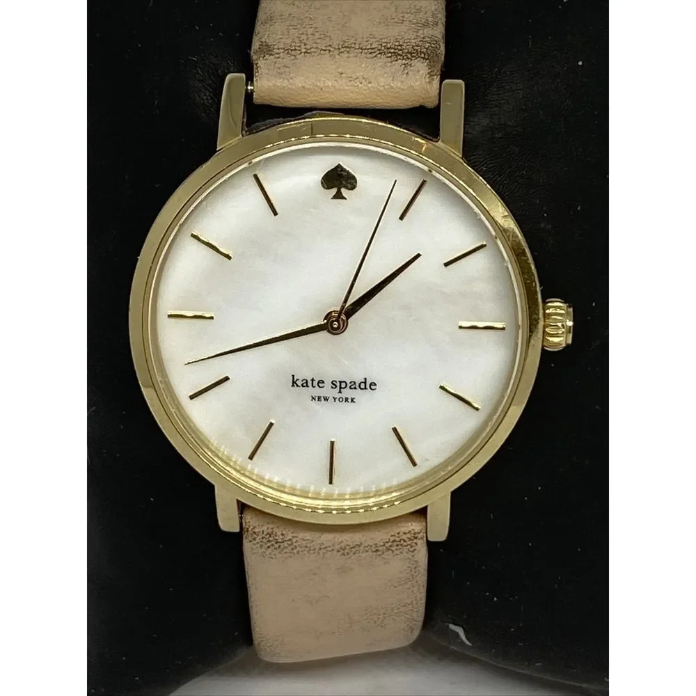 Kate Spade 0005 Women's Sand Leather Analog White Dial Quartz Wrist Watch BP713